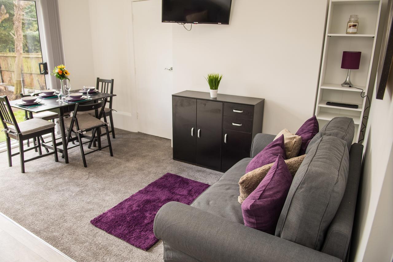 Moseley Mews Village Suites - Purple バーミンガム エクステリア 写真