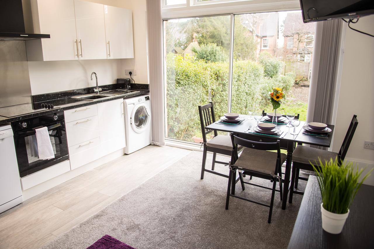 Moseley Mews Village Suites - Purple バーミンガム エクステリア 写真